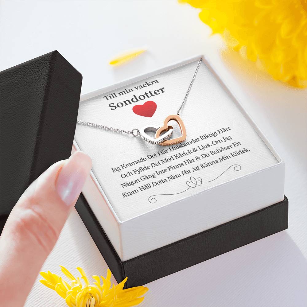 Fylld med min kärlek och ljus - sammanlänkat hjärthalsband